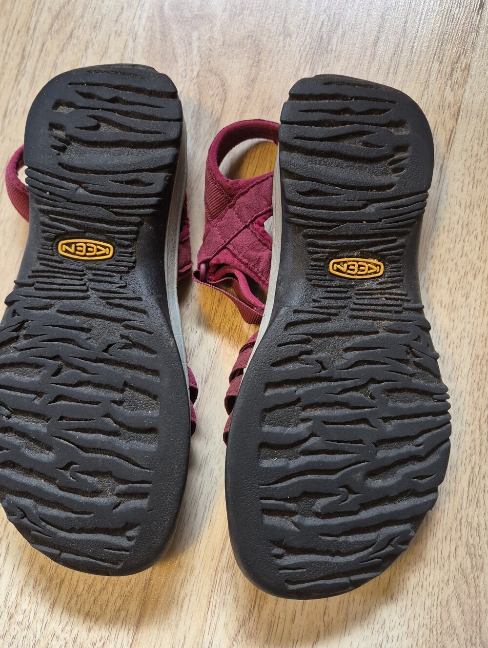 Keen Women's Maroon Strappy Sport Sandals - Picture 4 of 5